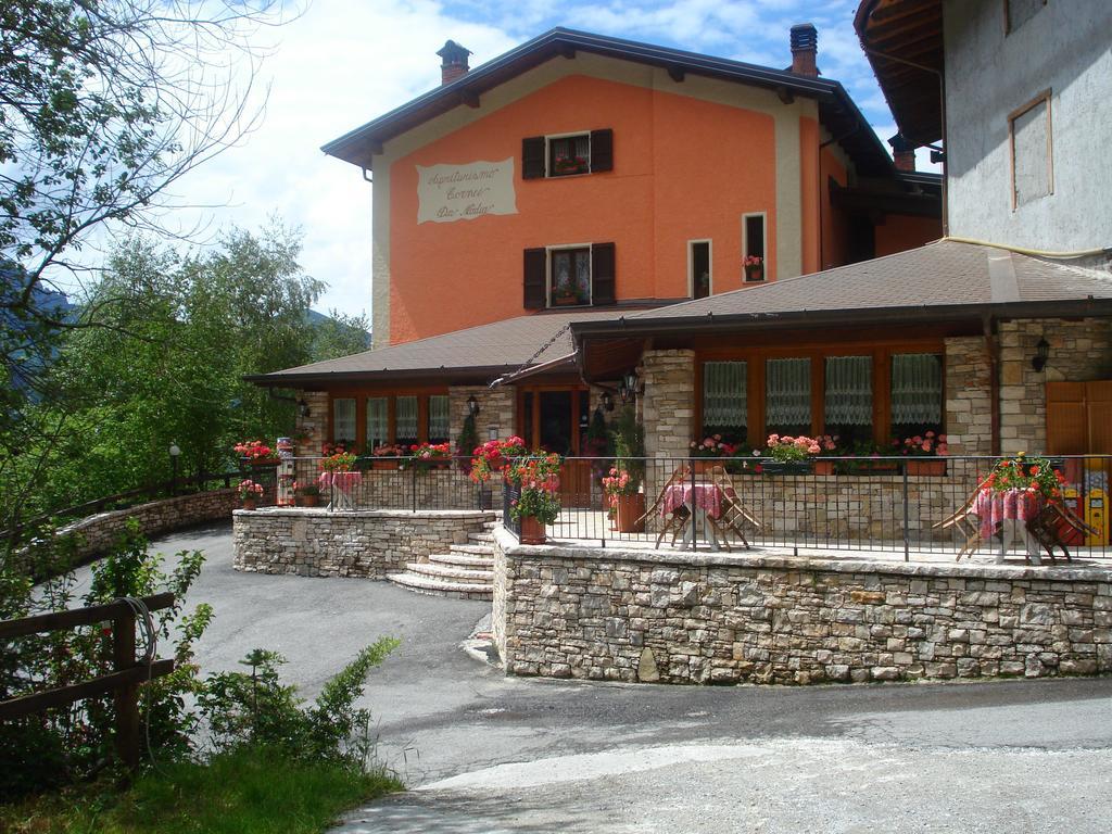 Гостьовий будинок Agriturismo Cornei Da Nadia Колліо Екстер'єр фото
