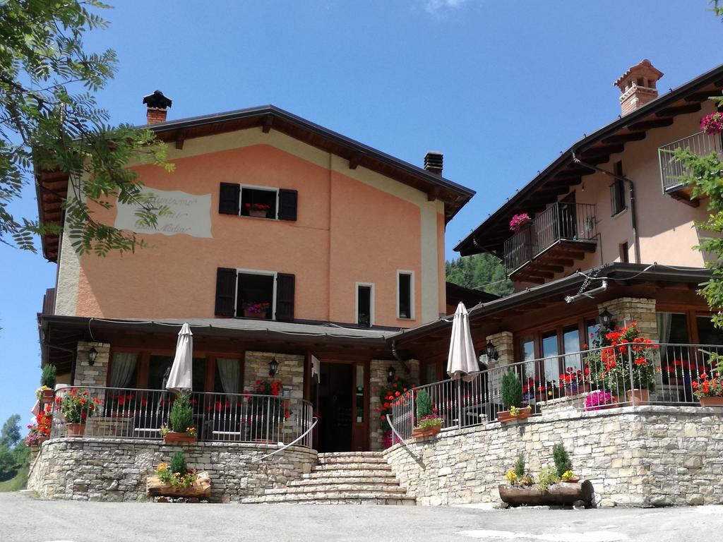 Гостьовий будинок Agriturismo Cornei Da Nadia Колліо Екстер'єр фото