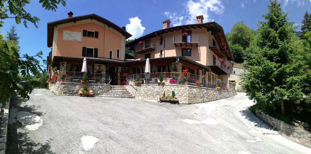 Гостьовий будинок Agriturismo Cornei Da Nadia Колліо Екстер'єр фото
