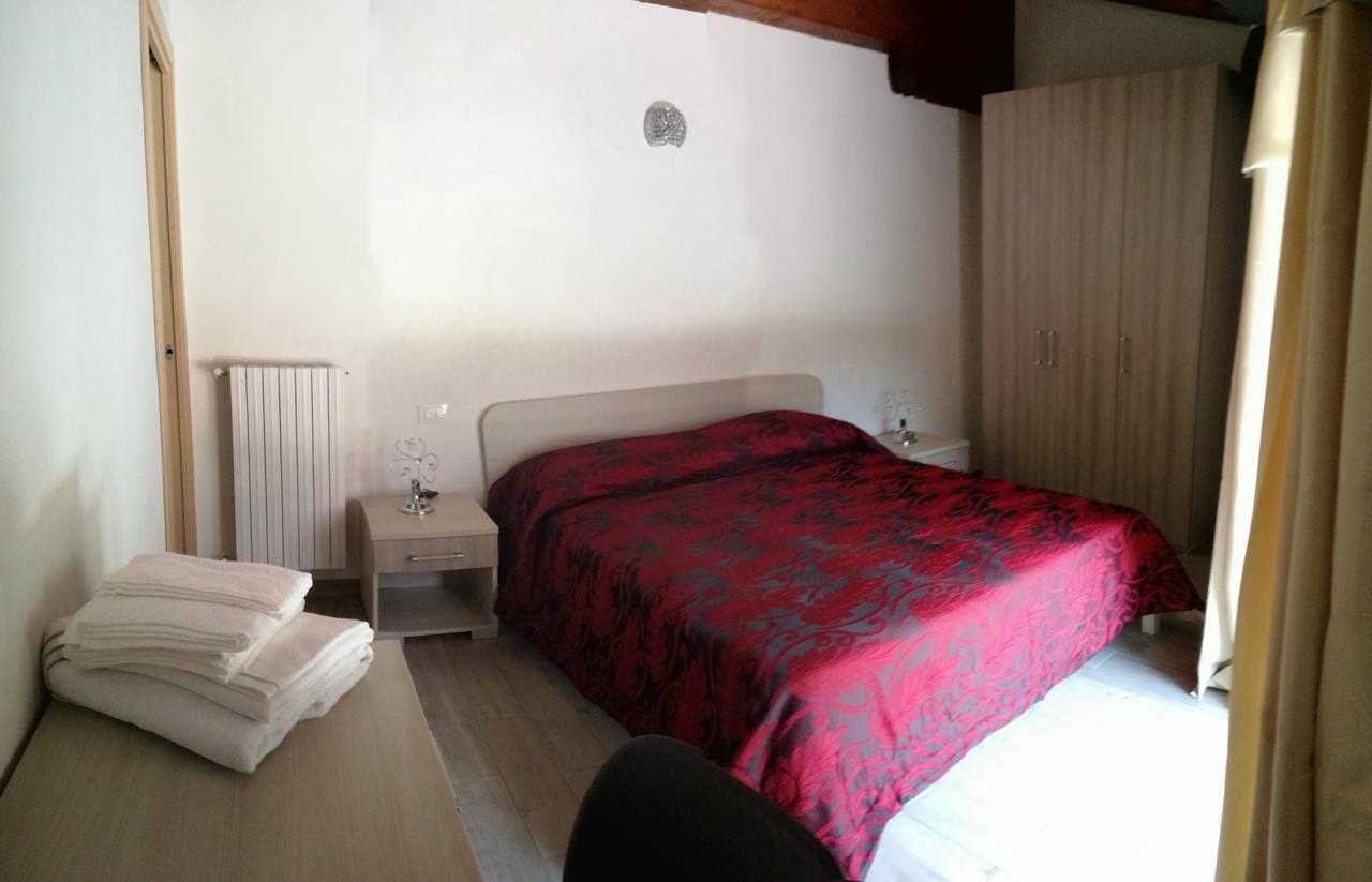 Гостьовий будинок Agriturismo Cornei Da Nadia Колліо Екстер'єр фото